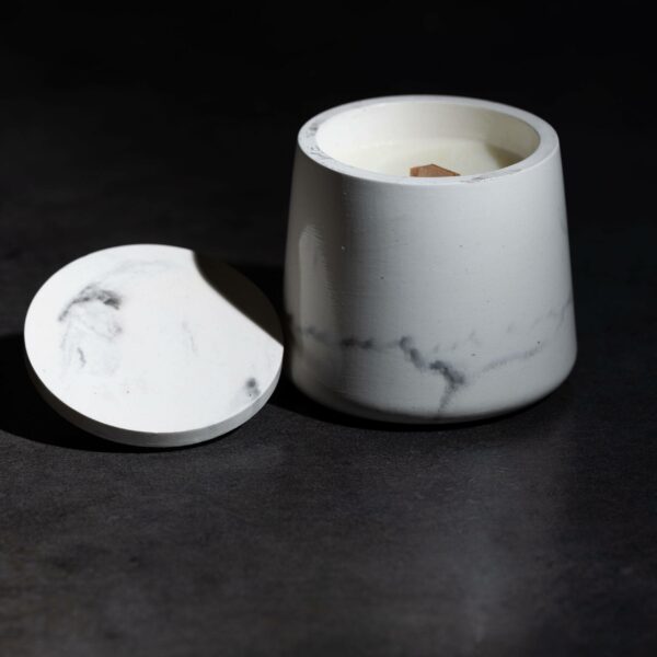 Bougie artisanale parfumée avec mèche en bois crépitant 160