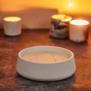 Grande bougie végétale parfumée avec 4 mèches en coton pur