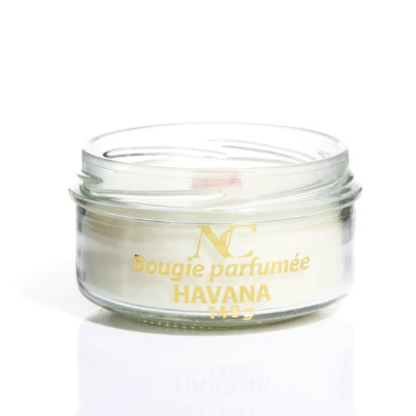 Bougie parfumée artisanale de 140g avec une mèche en bois crépitante, créée à partir de cire végétale et parfumée pour une atmosphère accueillante et écologique