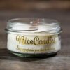 Bougie parfumée artisanale de 140g avec une mèche en bois crépitante, créée à partir de cire végétale et parfumée pour une atmosphère accueillante et écologique
