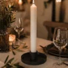 cierge artisanal 25 cm pour table dans bougeoir bas ambiance dîner romantique